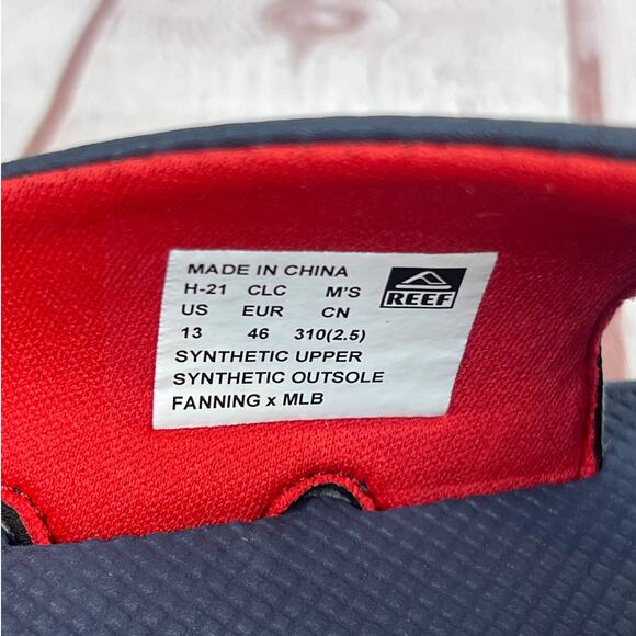 Reef Fanning x MLB Boston Red Sox With Bottle Opener Sandals Mens Sz 13 (CI4842)
